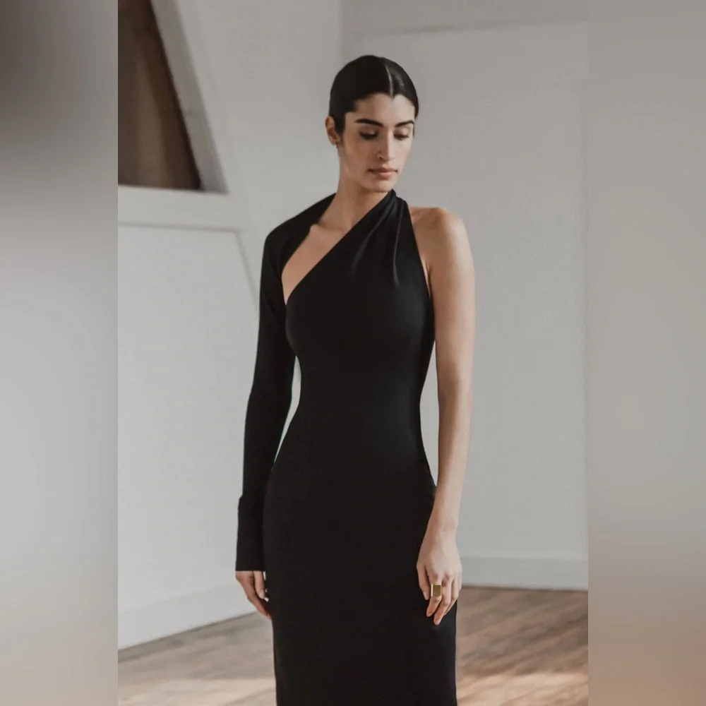New! Marcella Manhattan One Shoulder Knit Gown Black Maxi Dress Size Medium - Picture 4 of 10